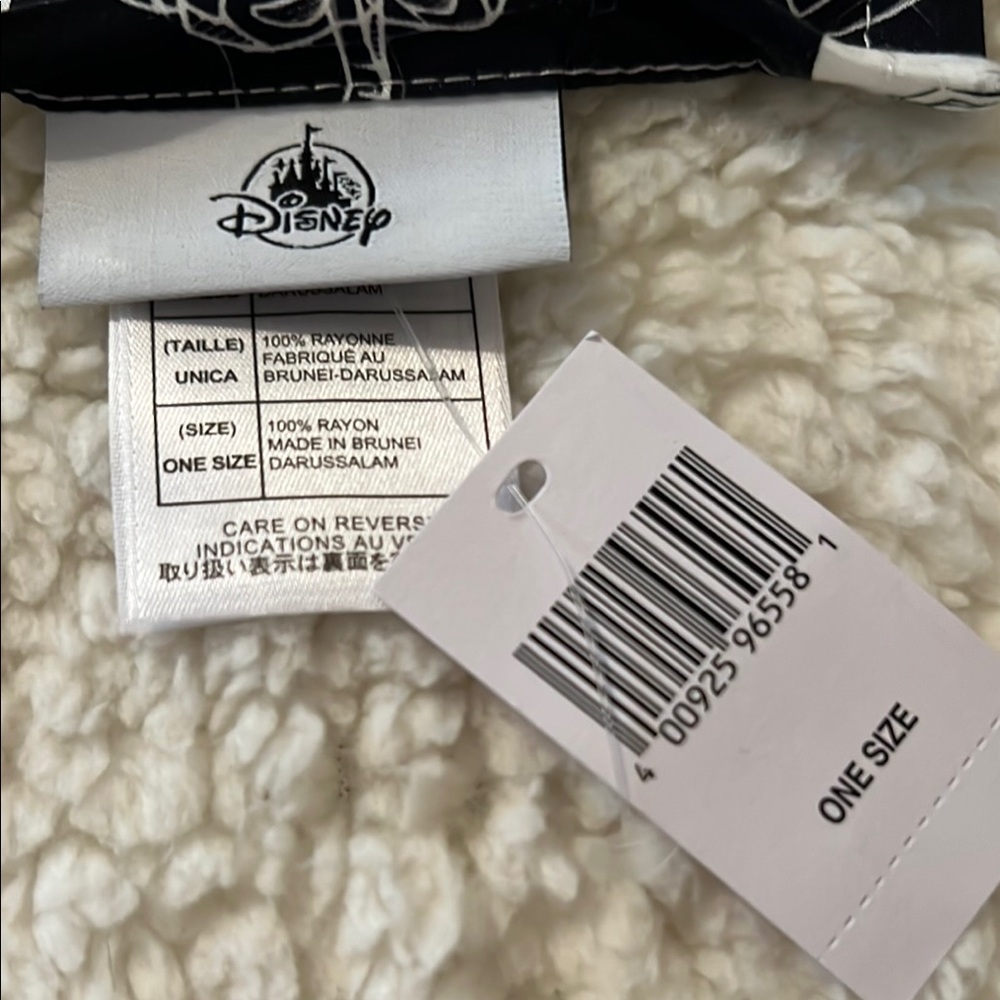 Disney Villains Black and Grey Scarf - Picture 8 of 8